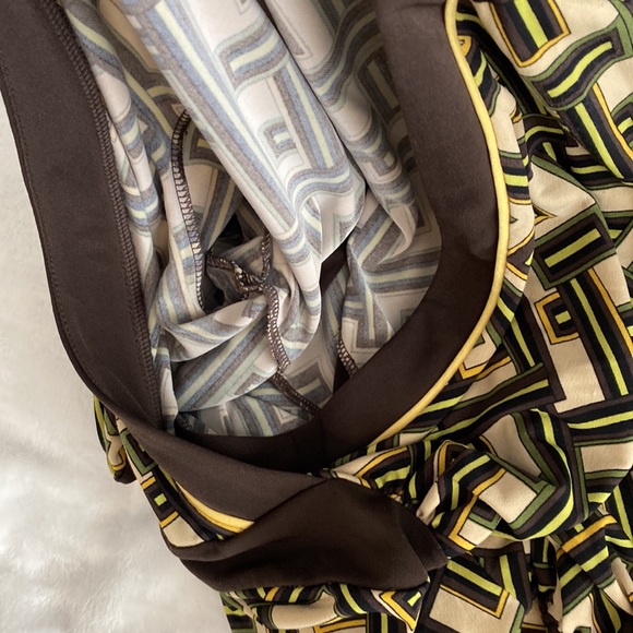 Ann Taylor LOFT geometric brown and green kimono style blouse - Picture 15 of 16